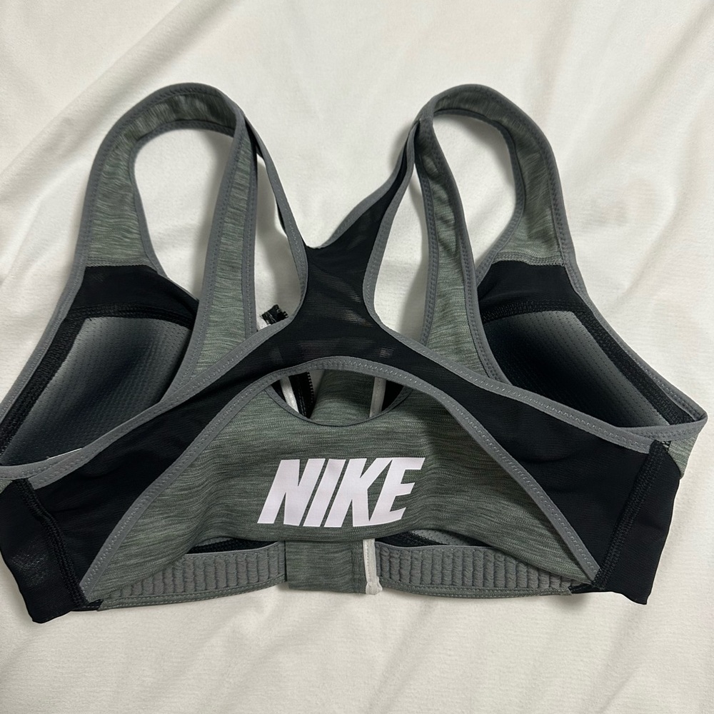 Nike Sports Bra - Picture 2 of 3